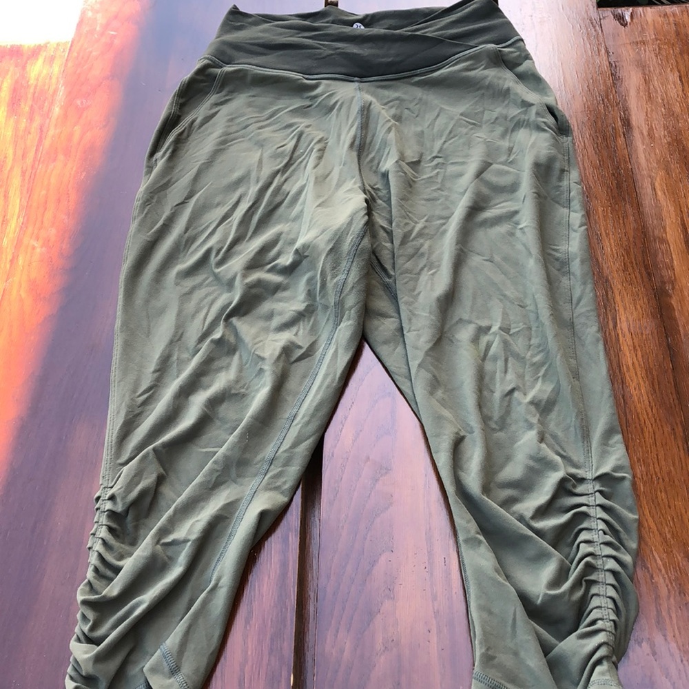 Lululemon leggings